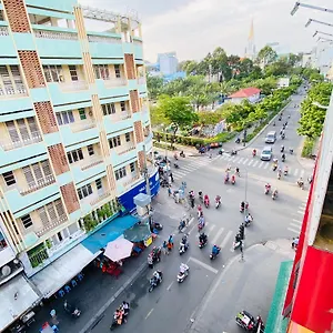 Away Do Quang Dau- Homestay, Center, D1 Проживание в семье