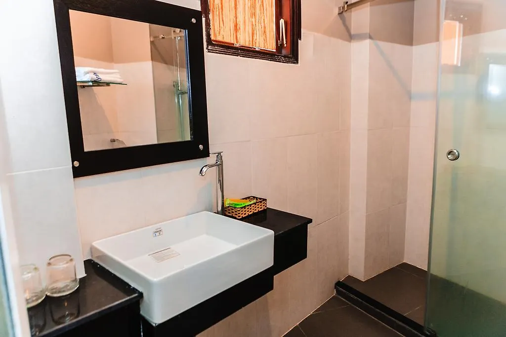 Cosmos Hotel Nha Trang By Ht