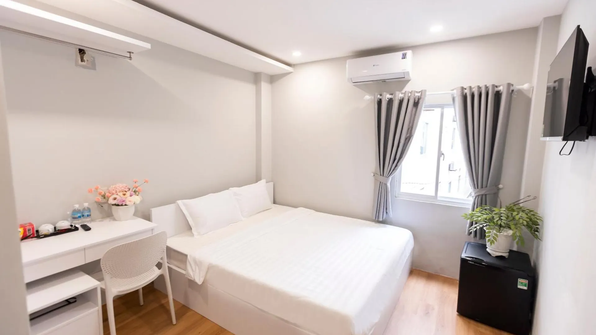 Cosmos Hotel Nha Trang By Ht 2*,  Vietnam