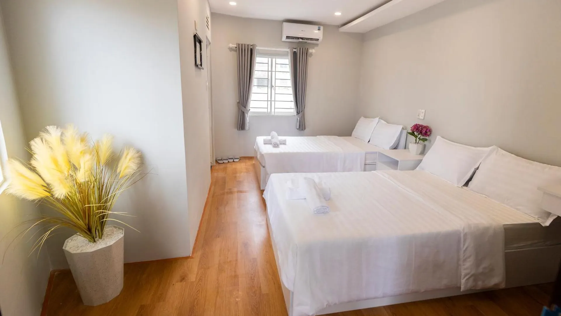 **  Cosmos Hotel Nha Trang By Ht Vietnam