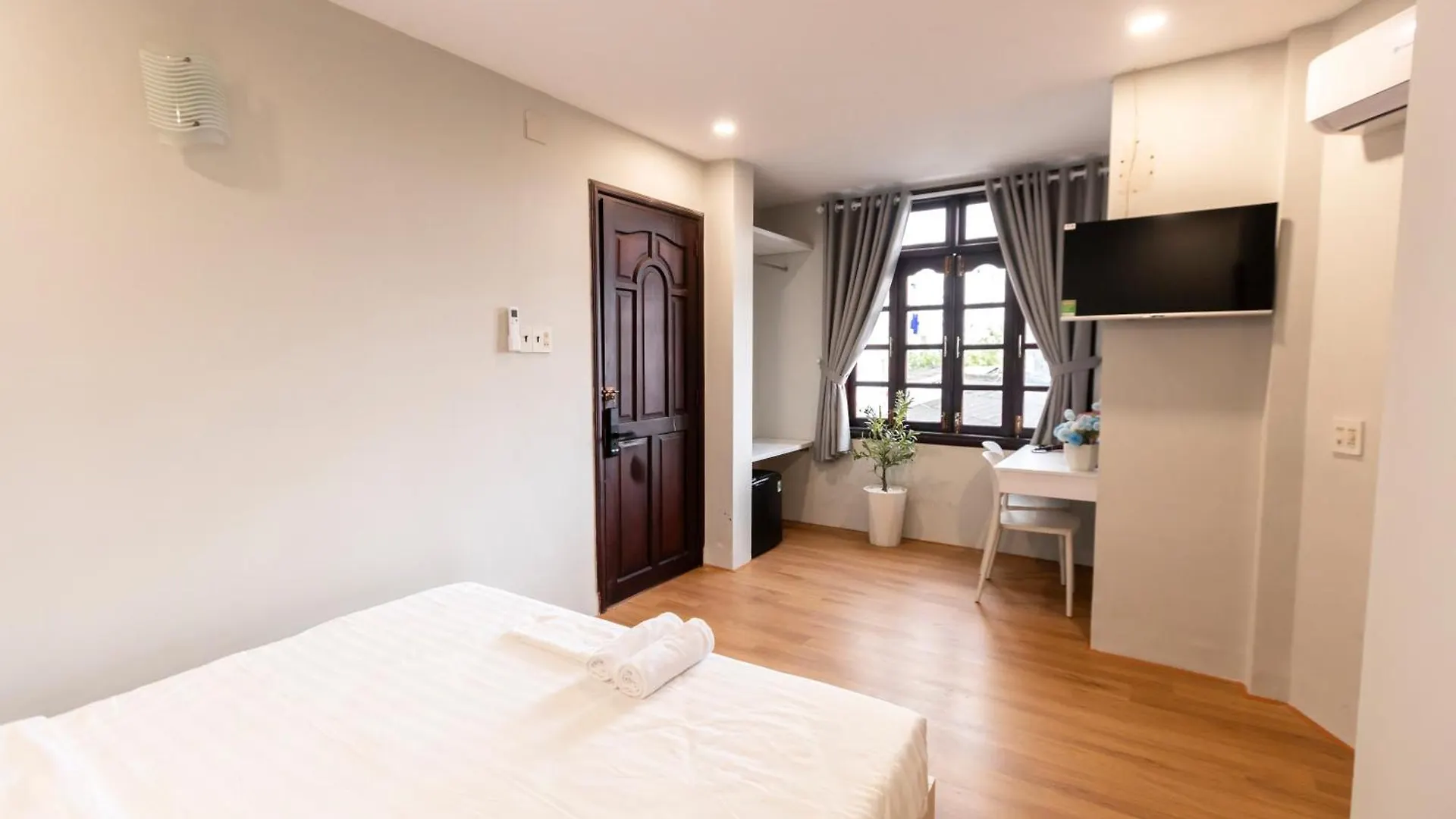 Cosmos Hotel Nha Trang By Ht