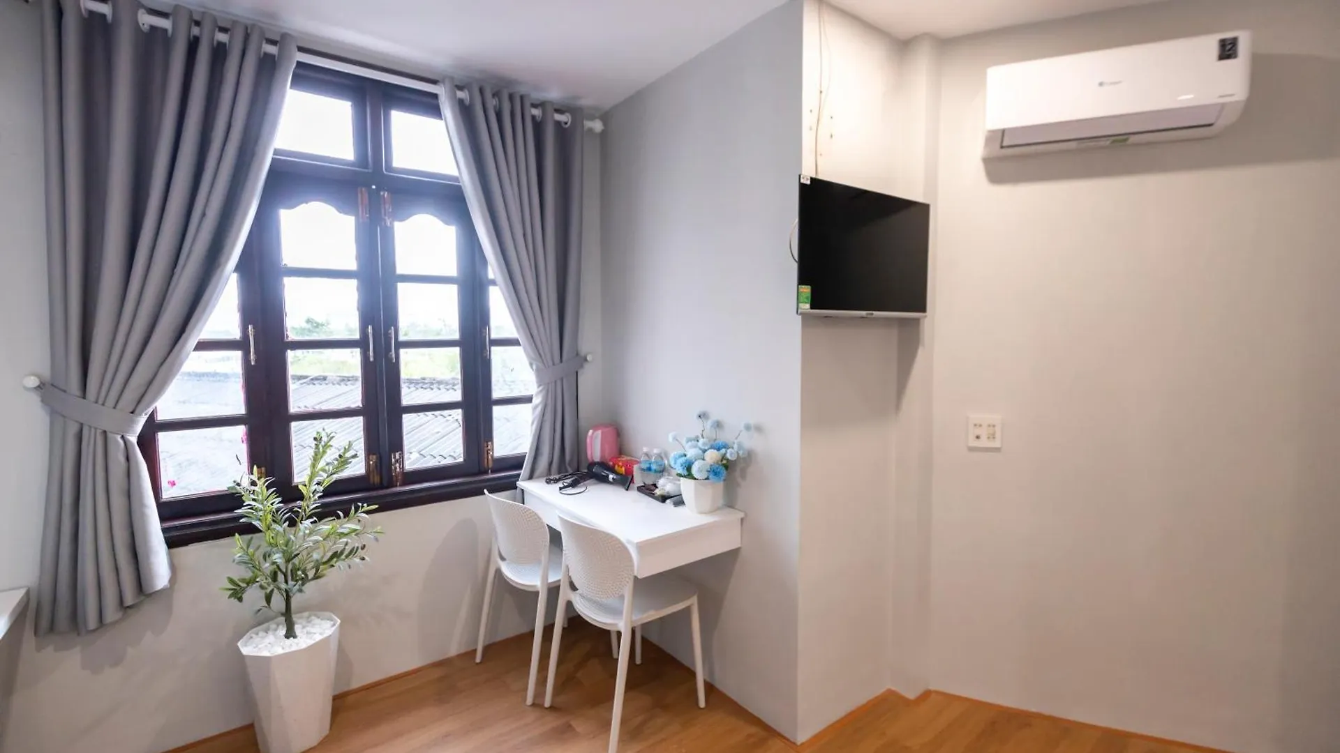Cosmos Hotel Nha Trang By Ht
