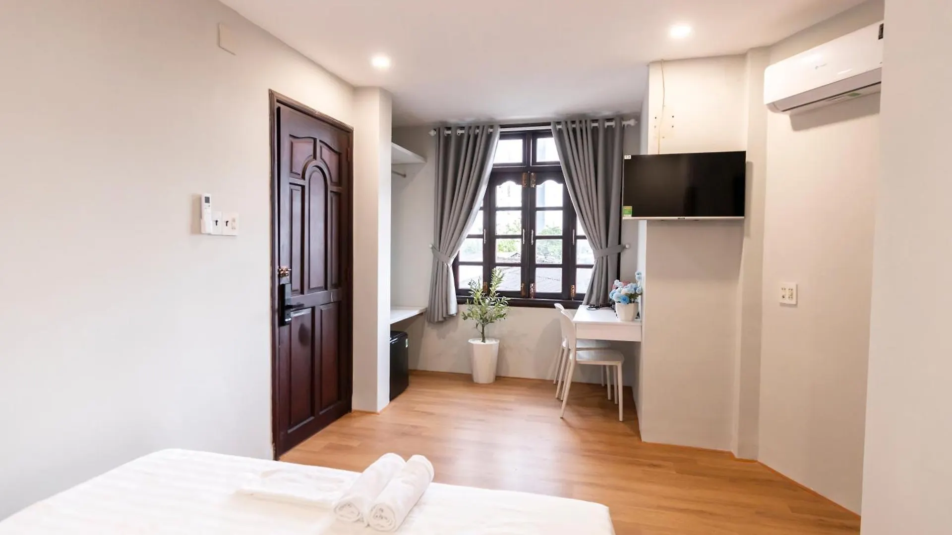 Cosmos Hotel Nha Trang By Ht