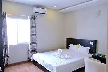 Cosmos Hotel Nha Trang By Ht